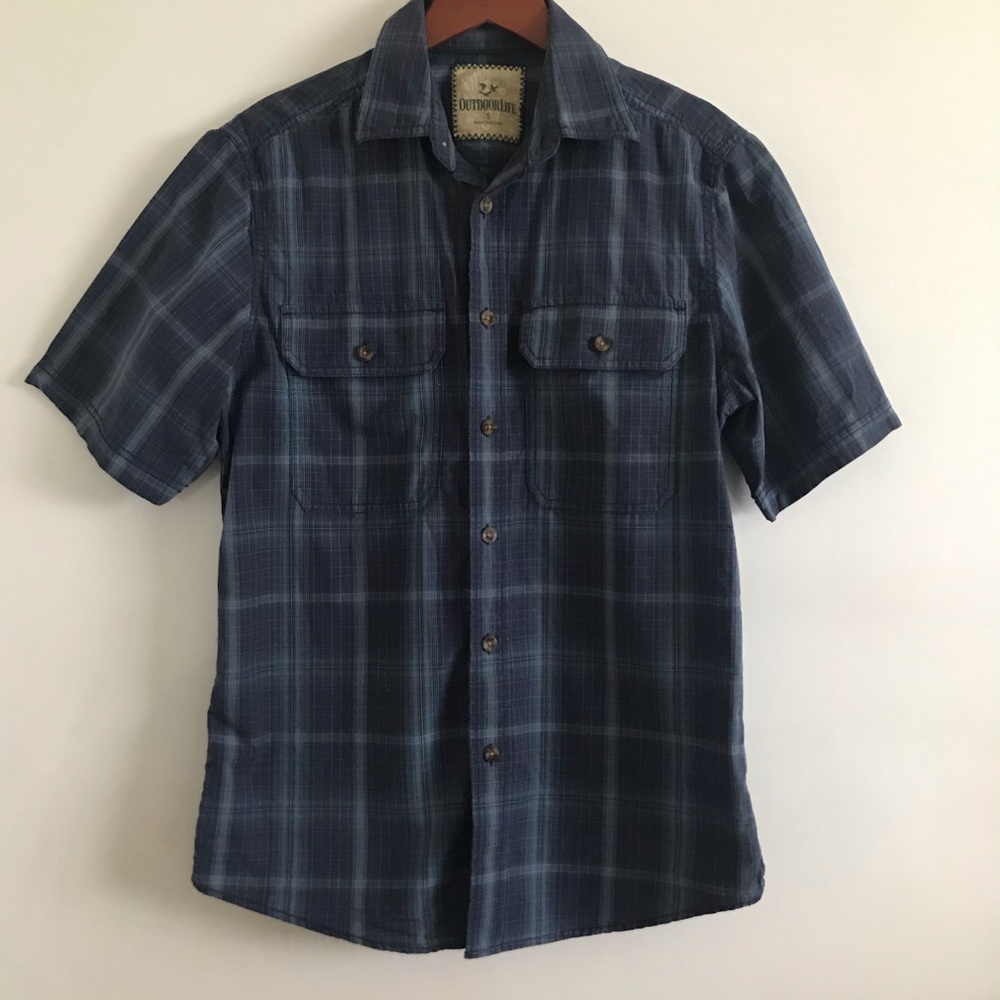 Outdoorlife Blue and light blue plaid short sleeve dress shirt size S